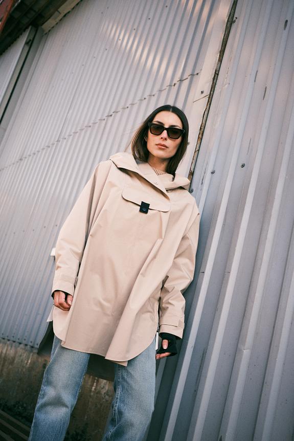 Blæst Bergen Beige Regnponcho